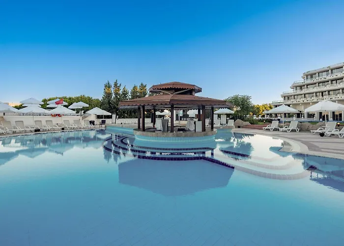 Sunrise Queen LuxurySpa Hotel