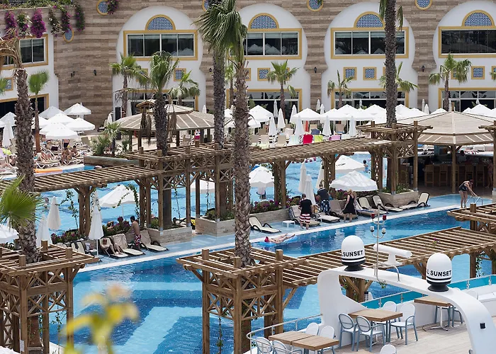 Crystal Sunset Pearl CollectionSpa Hotel